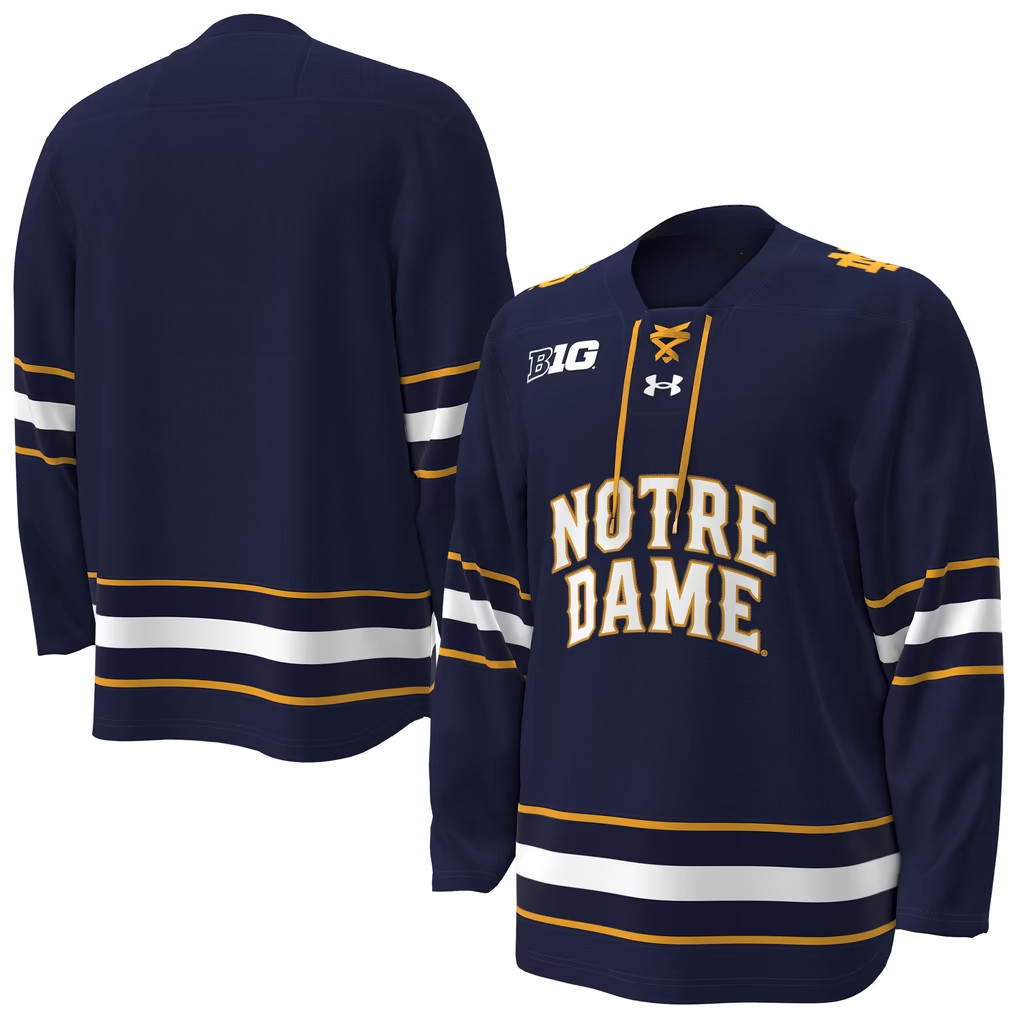 Notre Dame Fighting Irish Merch 2026 Mens Under Armour Fighting Irish Replica Hockey Jersey Navy 1 - Unicasport Notre Dame Fighting Irish Merch 2026 Mens Under Armour Fighting Irish Replica Hockey Jersey Navy