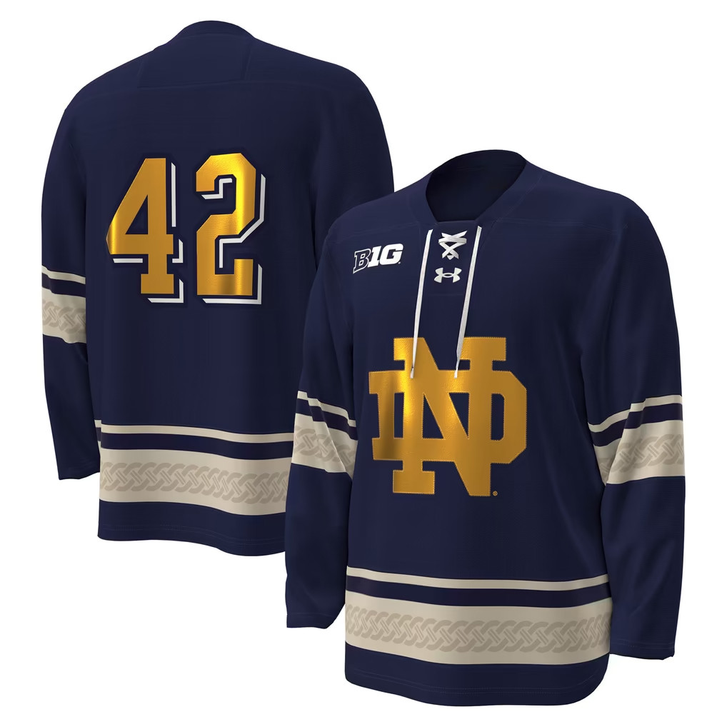 Notre Dame Fighting Irish Merch Under Armour #42 Fighting Irish Alternate Replica Hockey Jersey 1 - Unicasport Notre Dame Fighting Irish Merch Under Armour #42 Fighting Irish Alternate Replica Hockey Jersey