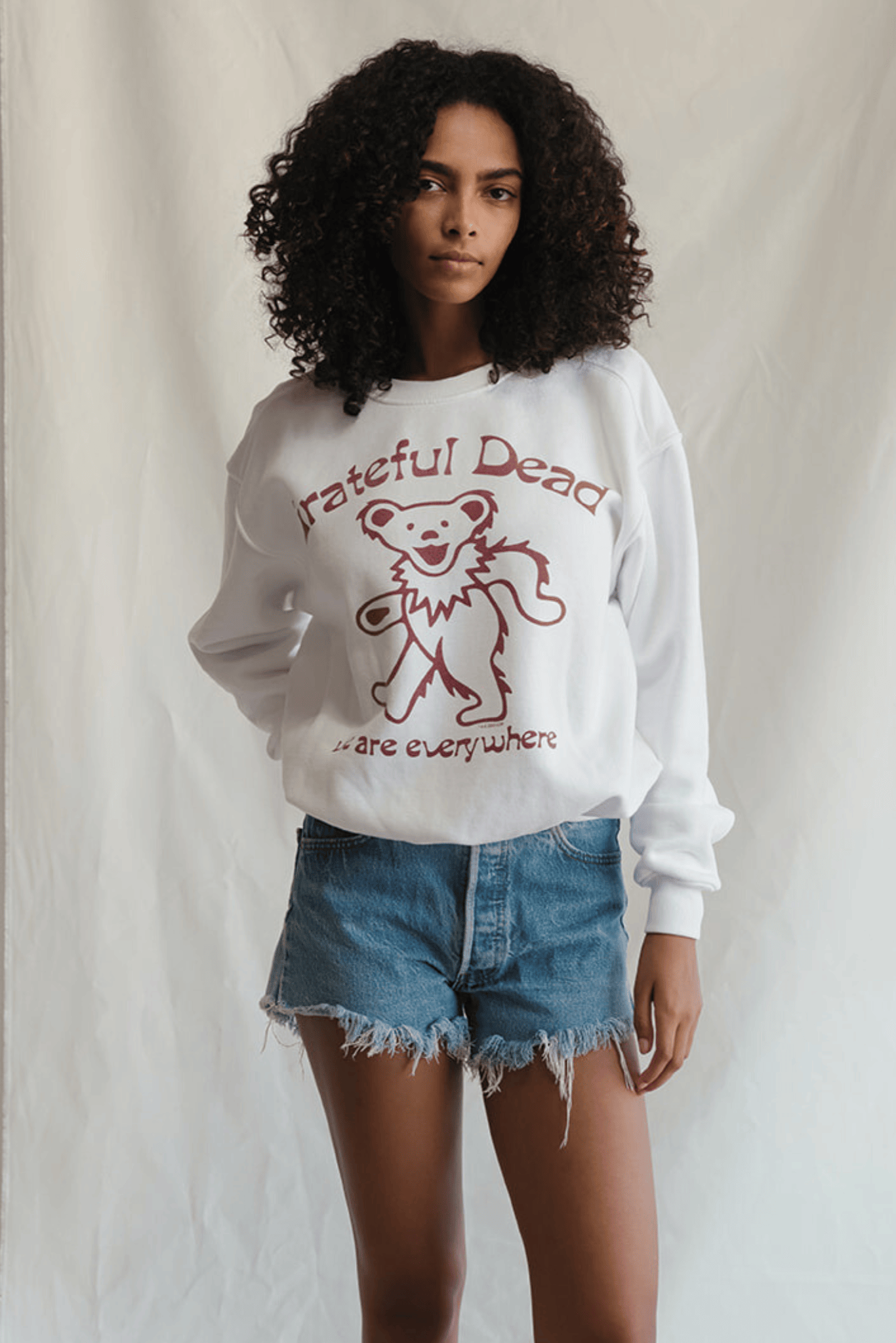 Section 119 x Grateful Dead Merch Everywhere Sweatshirt Grateful Dead Fan Wear Gift 1 - Unicasport Section 119 x Grateful Dead Merch Everywhere Sweatshirt Grateful Dead Fan Wear Gift