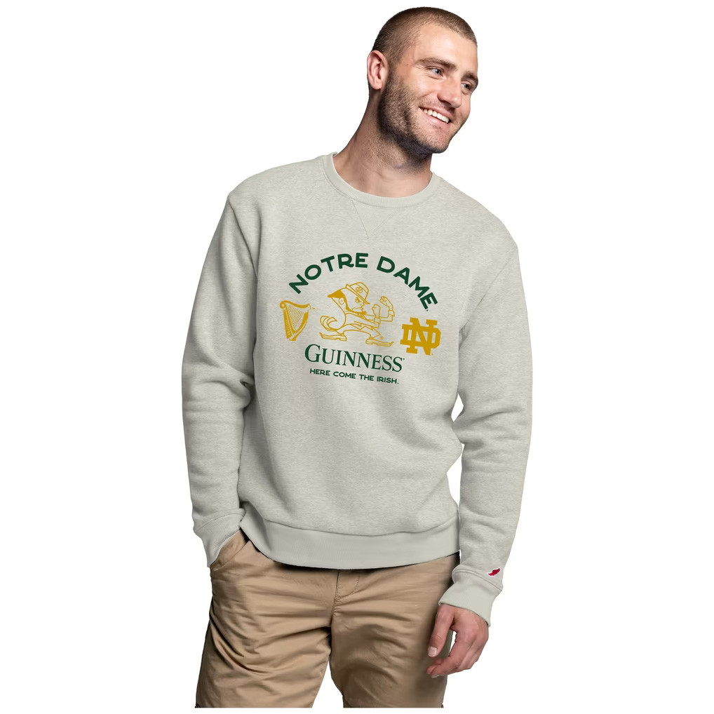 Notre Dame Merch 2026 Notre Dame Fighting Irish Guinness Triple Logo Sweatshirt Gift For Irish 1 - Unicasport Notre Dame Merch 2026 Notre Dame Fighting Irish Guinness Triple Logo Sweatshirt Gift For Irish