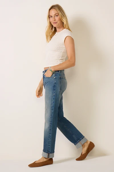 Blue Elviora straight leg denim jeans with washed mid-rise vintage fit