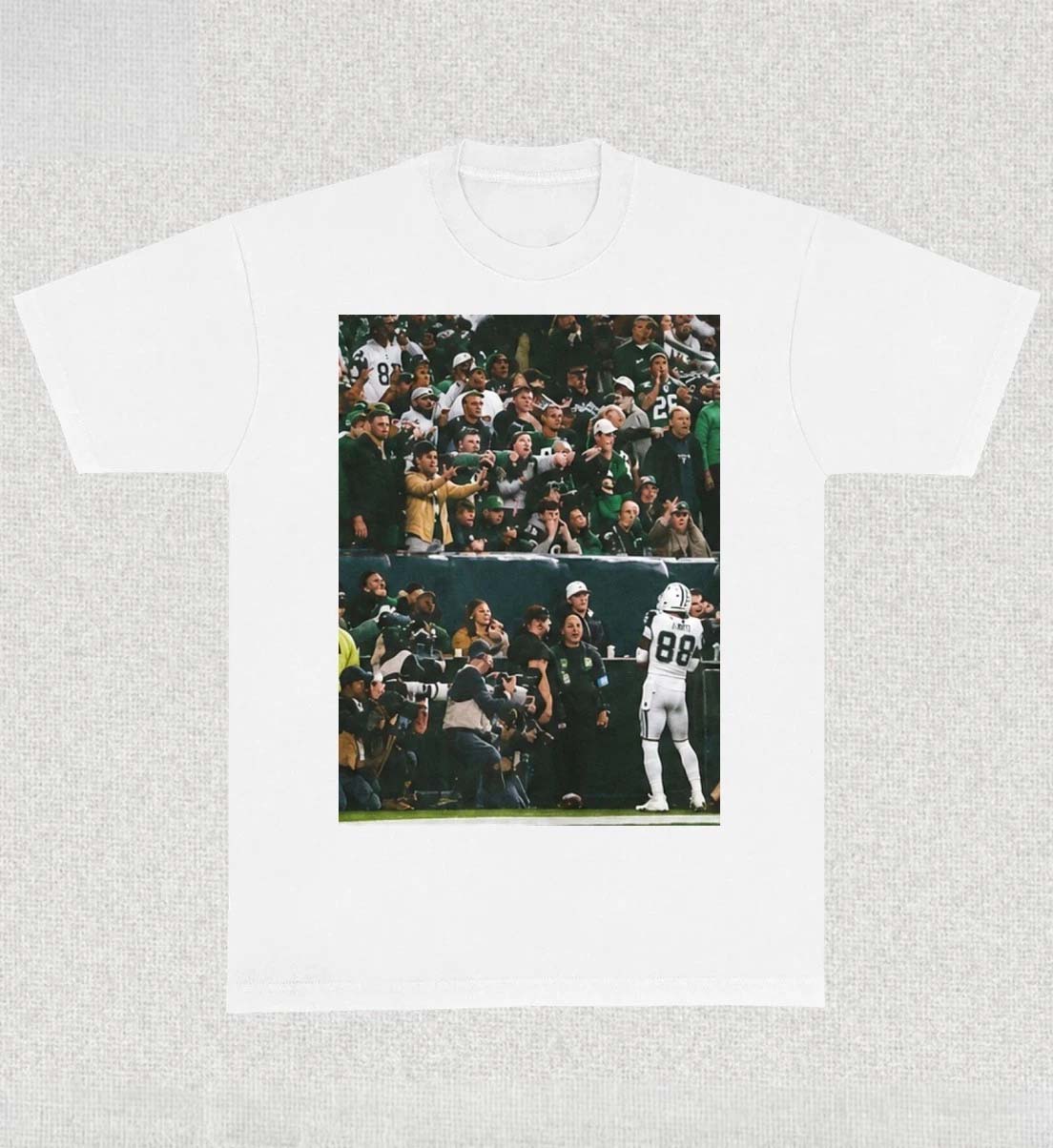 CeeDee Lamb Facing Philly Crowd Shirt