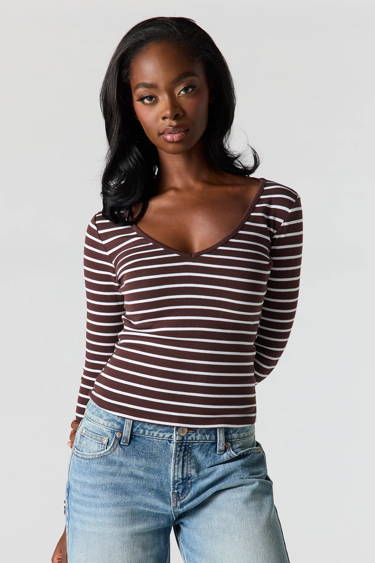Teeyoulove Zenvora fitted top with white stripes and long sleeves