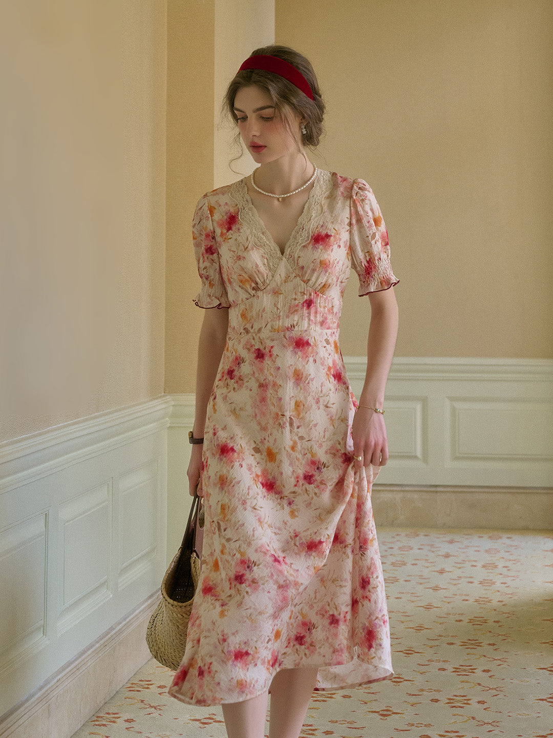 Ephemeral Ivory Rose Good Stylists Chiffon Lace Floral V-Neck Cami Gown