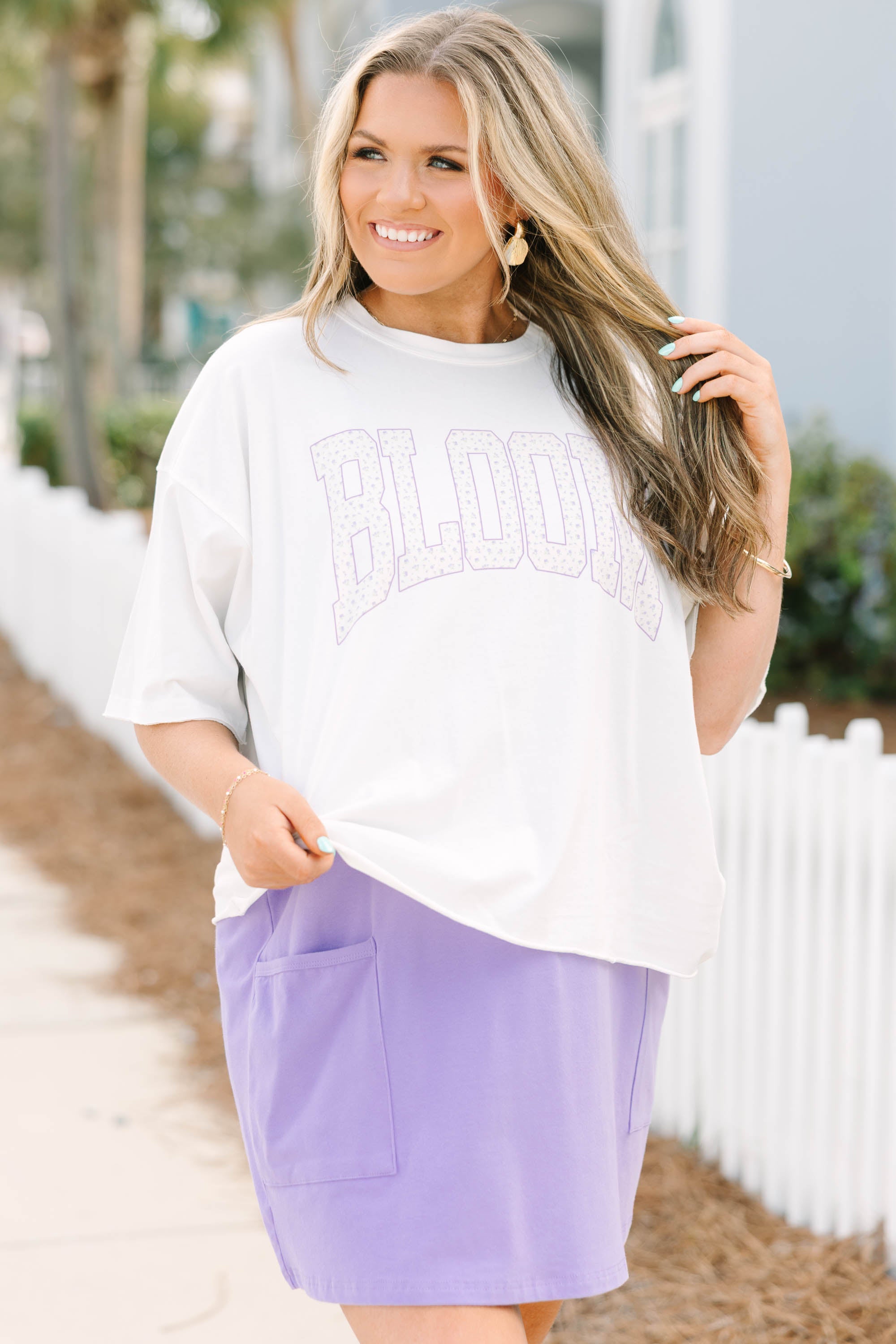 Flowers Blooming Vintage Wash Tee, White