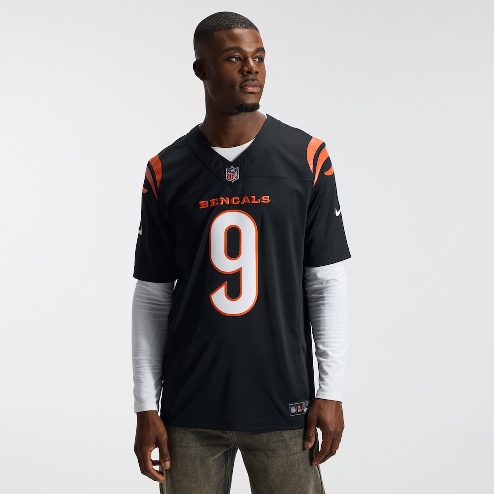 Cincinnati Bengals Merch - Men's Joe Burrow Team Vapor F.U.S.E. Stitched Limited Jersey, Black 1 - Unicasport Cincinnati Bengals Merch - Men's Joe Burrow Team Vapor F.U.S.E. Stitched Limited Jersey, Black