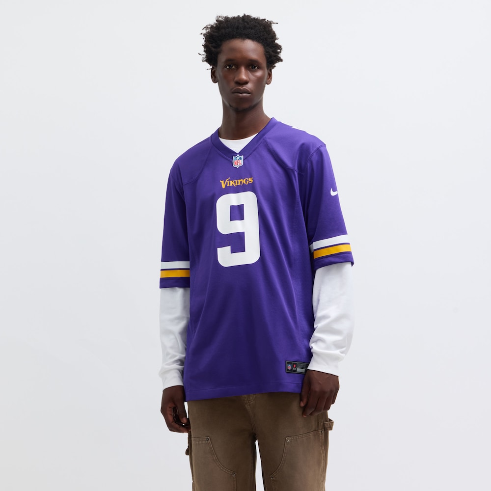 Minnesota Vikings Merch - Men's J.J. McCarthy Purple Player Game Jersey 1 - Unicasport Minnesota Vikings Merch - Men's J.J. McCarthy Purple Player Game Jersey