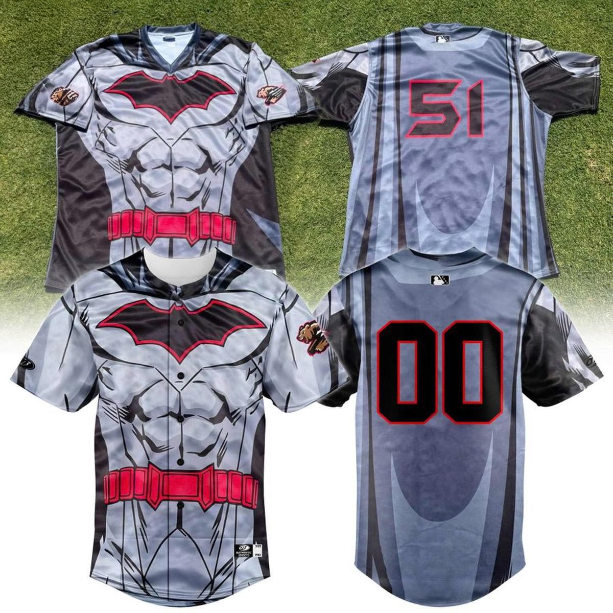 Fresno Grizzlies x DC Super Hero Night 2026 Batman Baseball Jersey Personalized Game Edition 1 - Unicasport Fresno Grizzlies x DC Super Hero Night 2026 Batman Baseball Jersey Personalized Game Edition