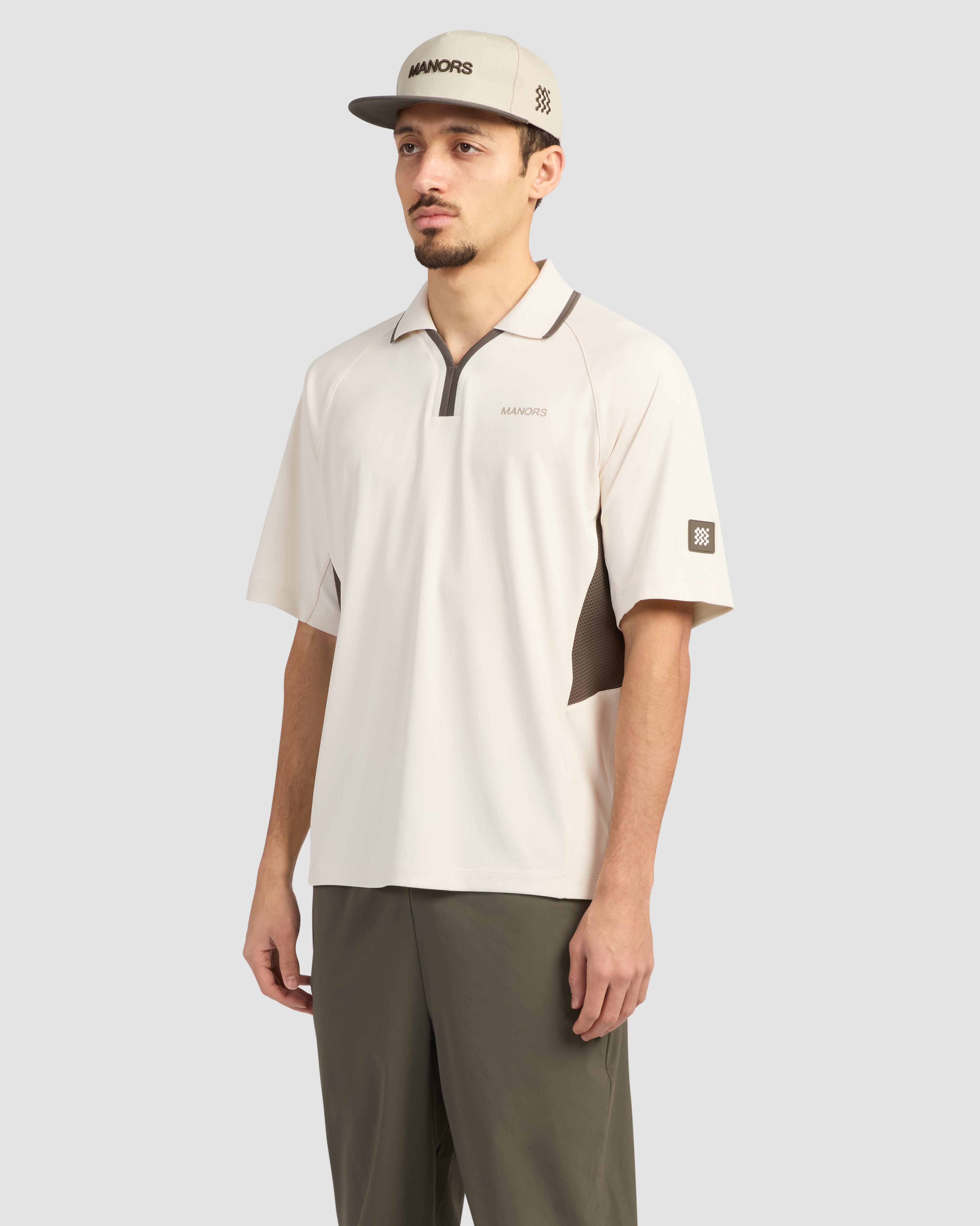 Jolidee Pebble Grey Club Polo offering a comfortable modern fit for daily golf activities