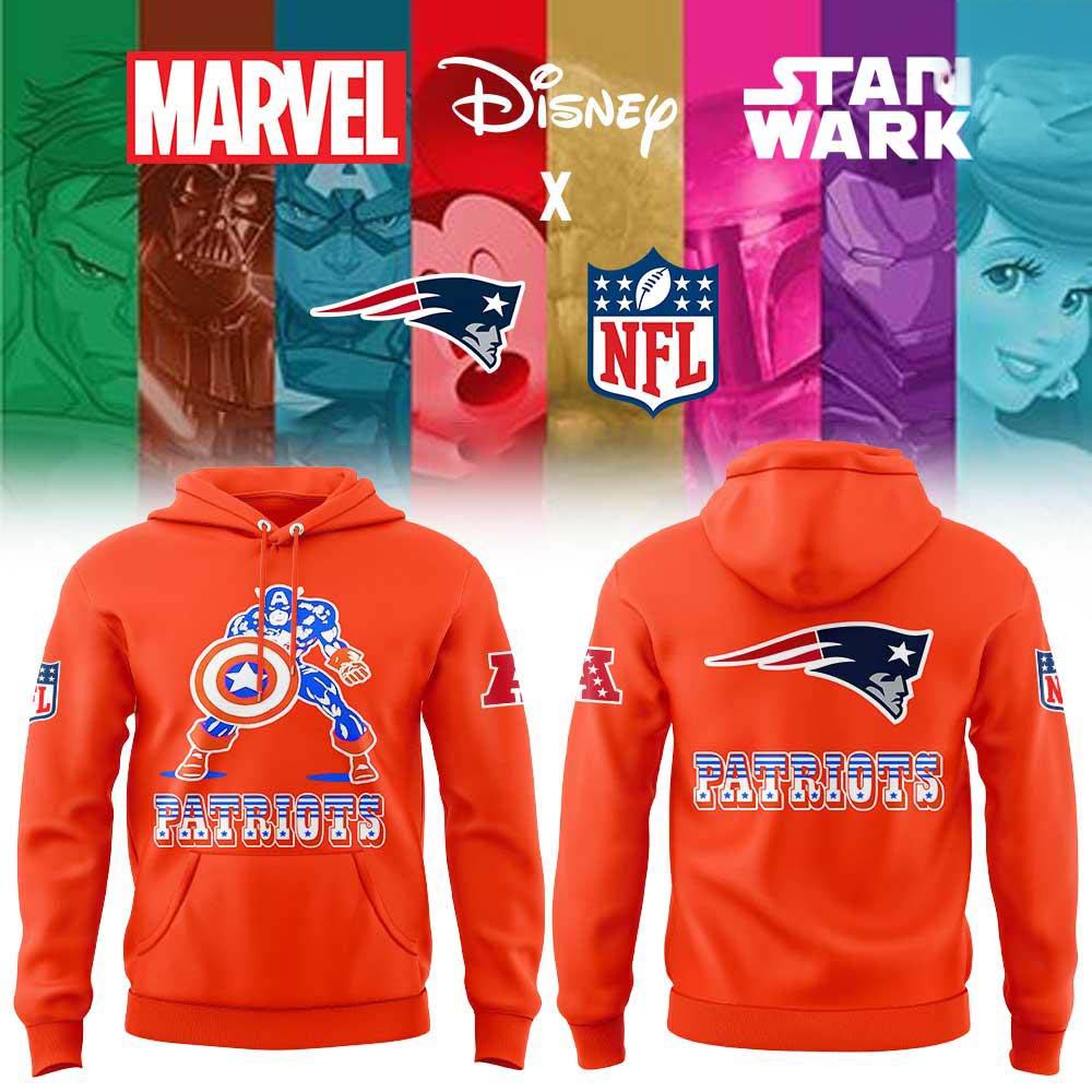 Disney Characters x New England Patriots Merchandise Collection Graphic Hoodie - Gift Idea for Fans