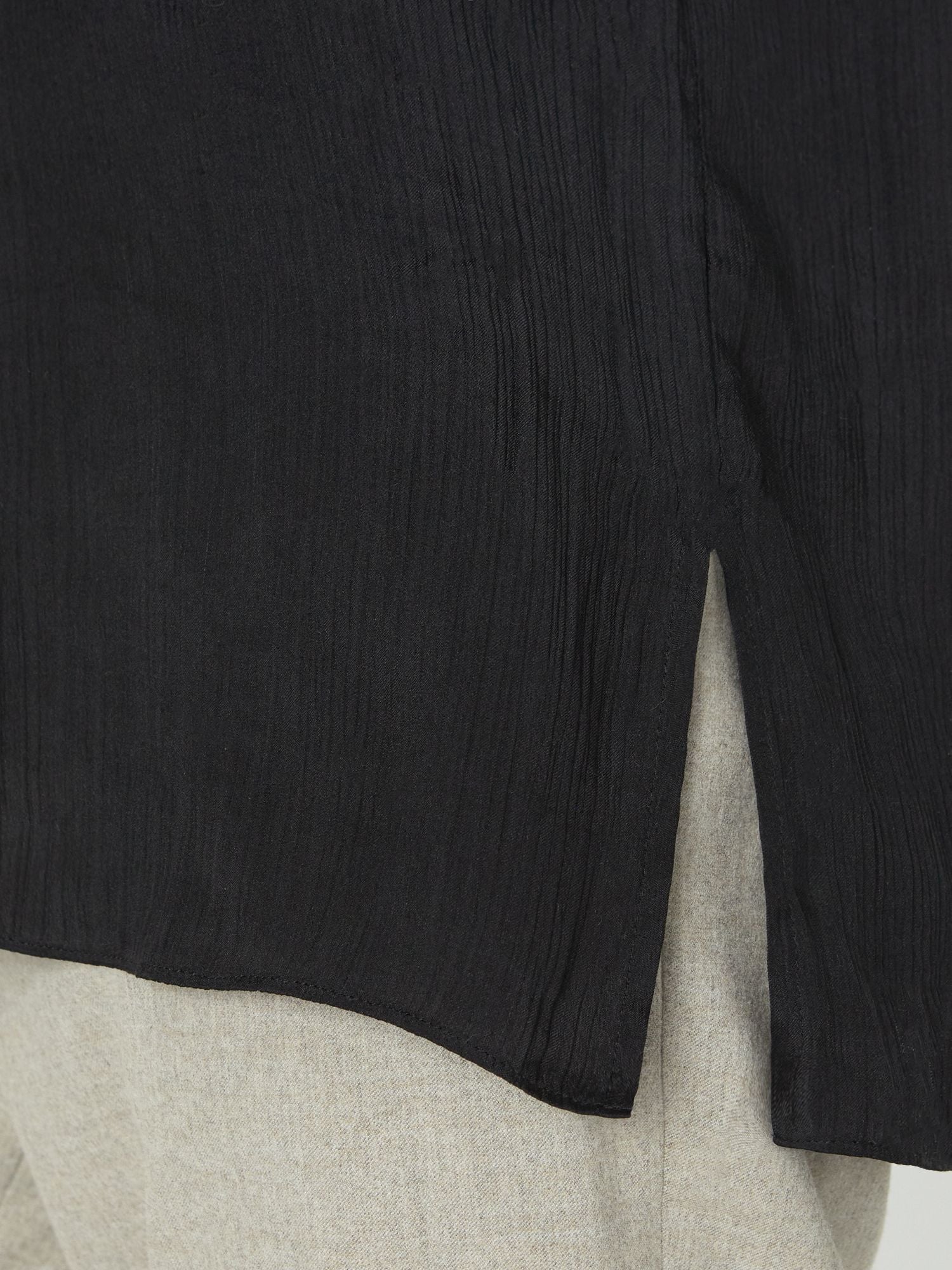iPage Eli Shirred Sleeve Elegant Blouse for Women - Image 5