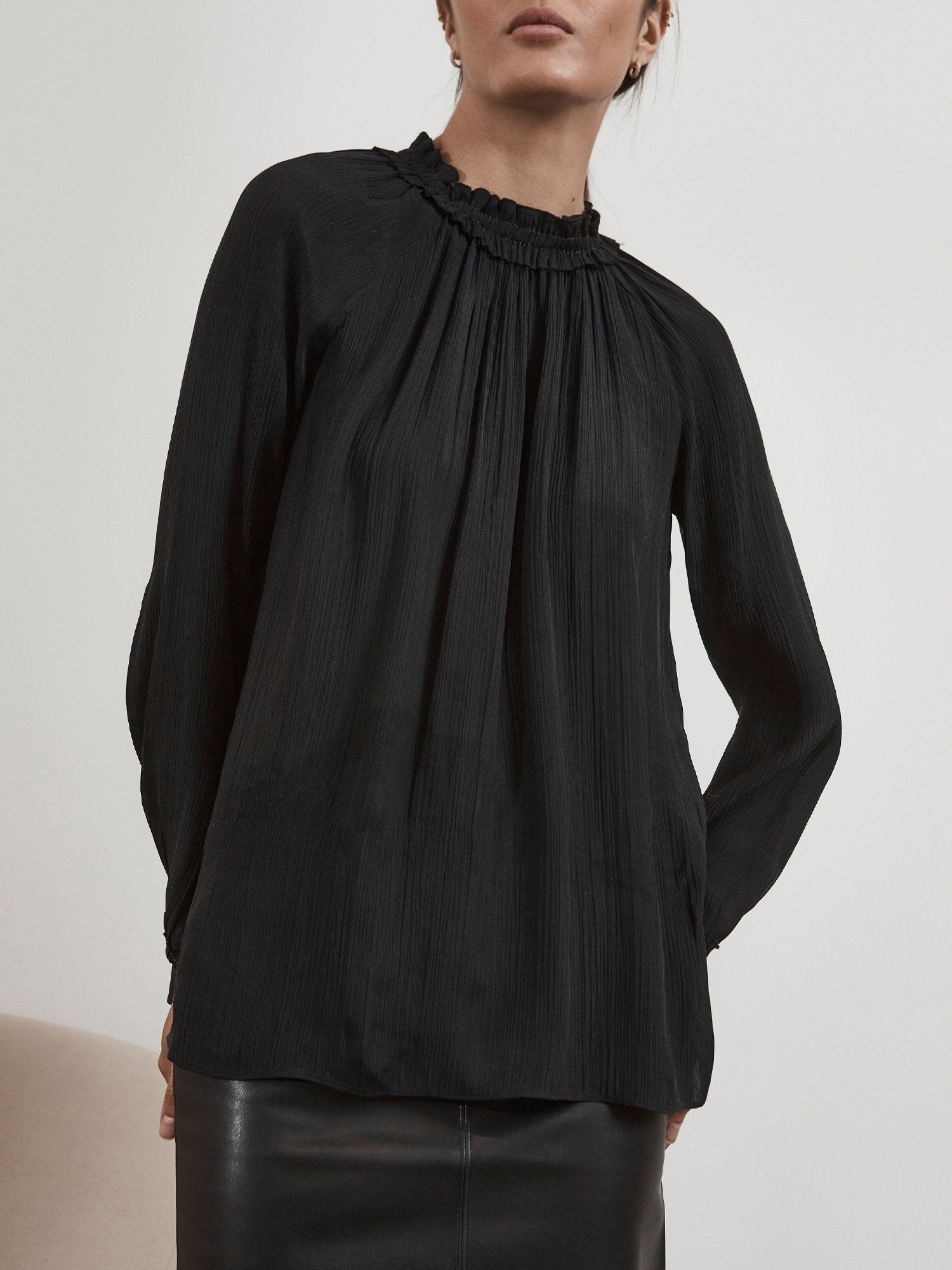 iPage Eli Shirred Sleeve Elegant Blouse for Women - Image 3