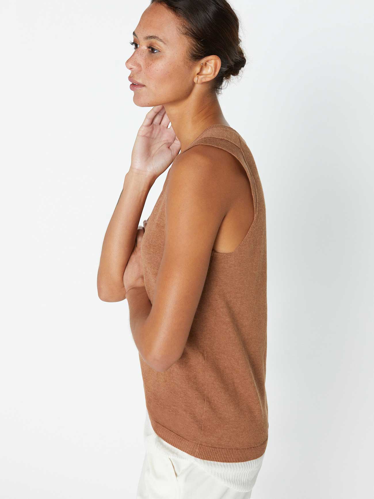 iPage Loreen Ribbed Layered Casual Tank for Women - Image 2