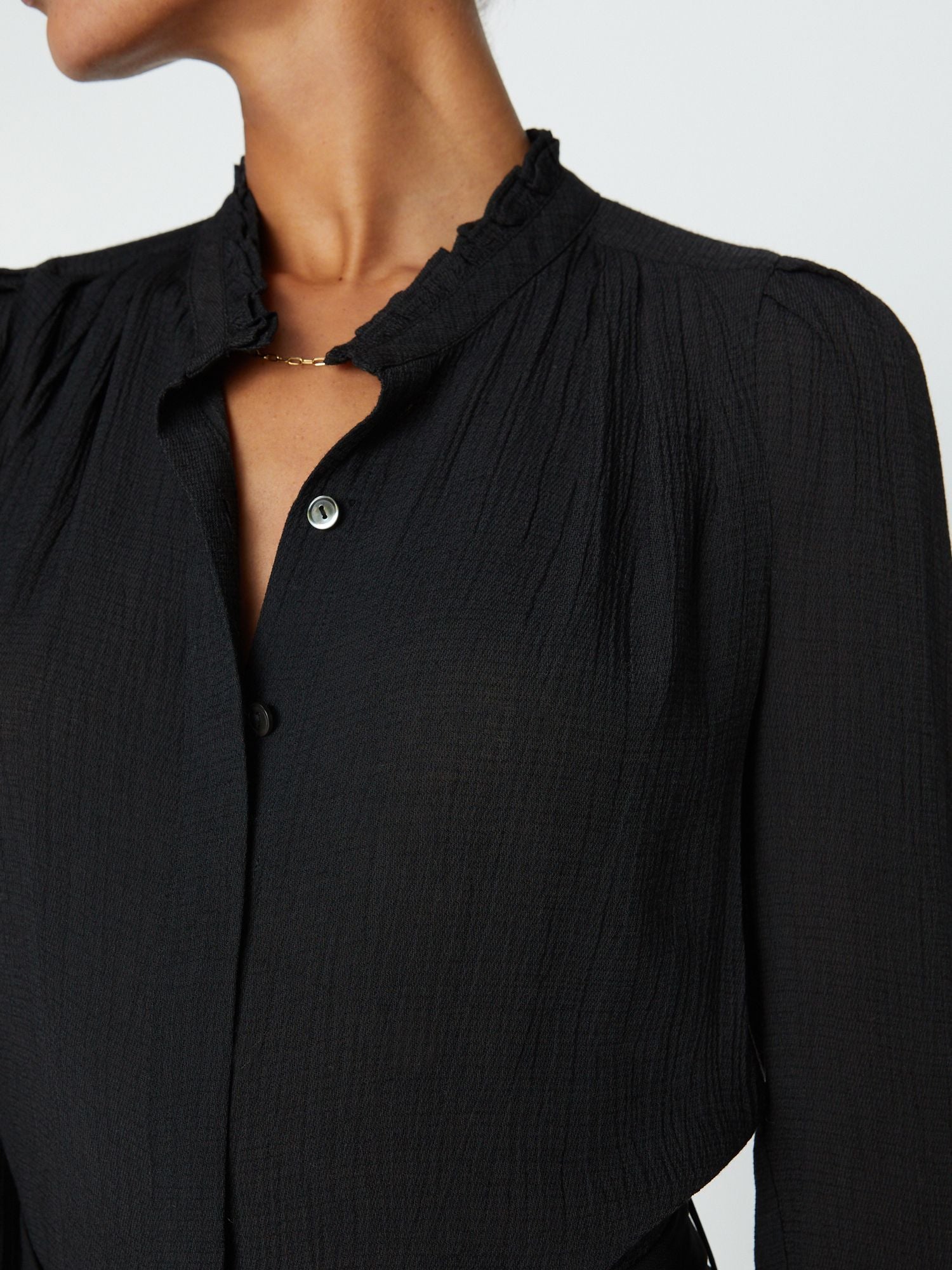 iPage Piphy Lightweight Relaxed Fit Daily Top for Women - Image 3