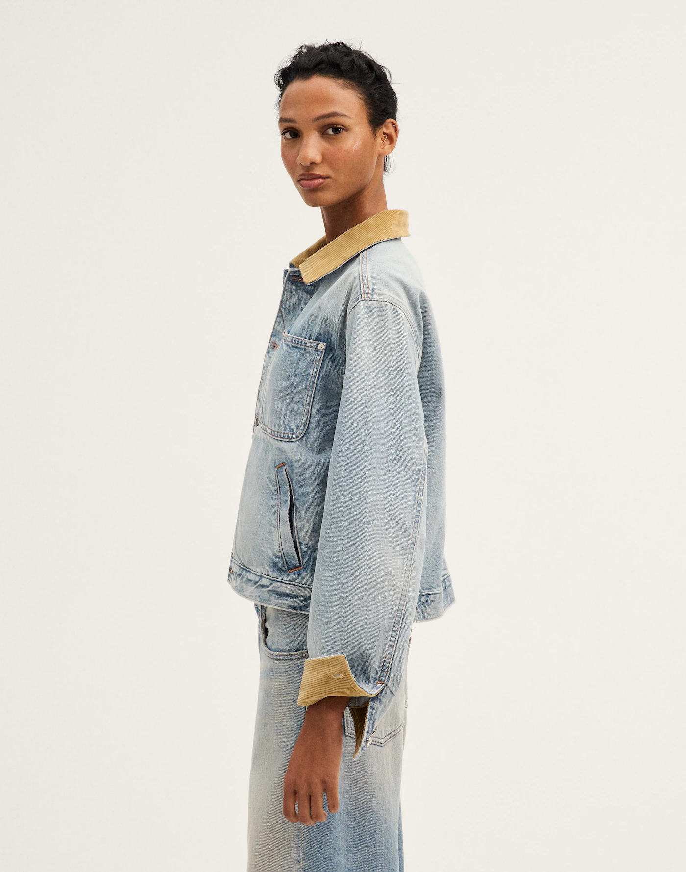 Velmora washed denim jacket with tan collar and cuffs detail
