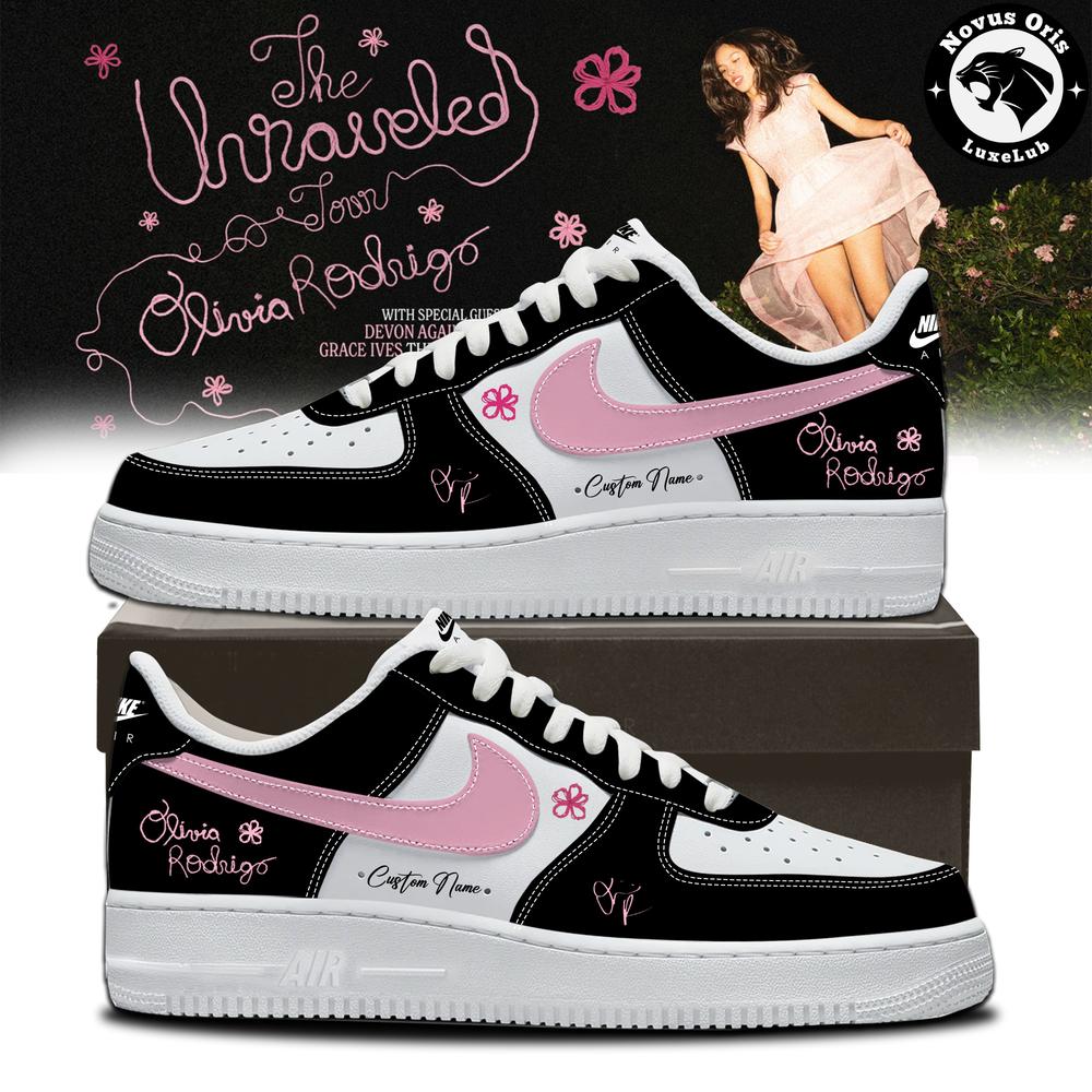 Olivia Rodrigo The Unraveled Tour 2026 Air Force 1