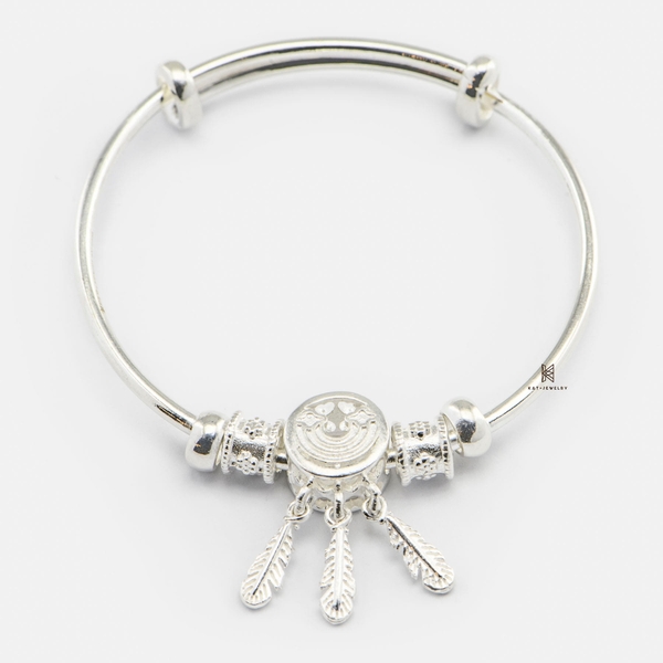 SNEEBER BABY EXTENDABLE PATTERN CHARM AND DREAMCATCHER