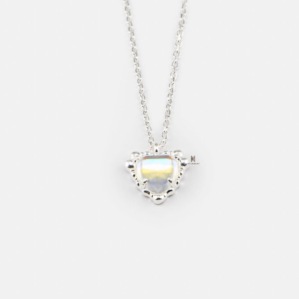 SNEEBER BALL LINE RAINBOW HEART STONE