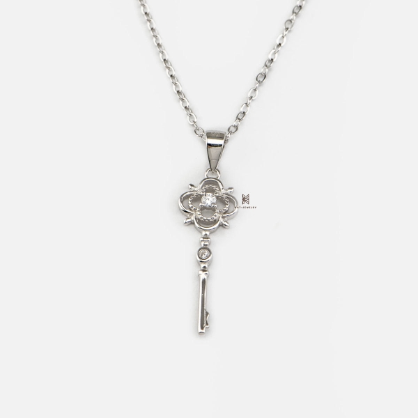 SNEEBER FLOWER KEY GEM