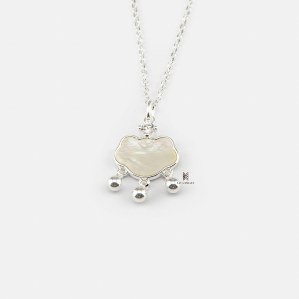 SNEEBER MOTHER OF PEARL FORTUNE LUCKY LOCK TRIPLE BALL AND SINGLE GEM