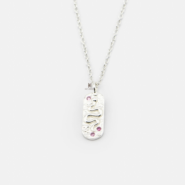 SNEEBER OVAL TAG SNAKE PINK GEM