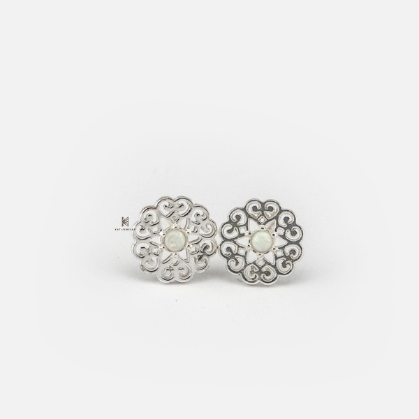 SNEEBER STUDFLOWER PATTERN OPAL STONE