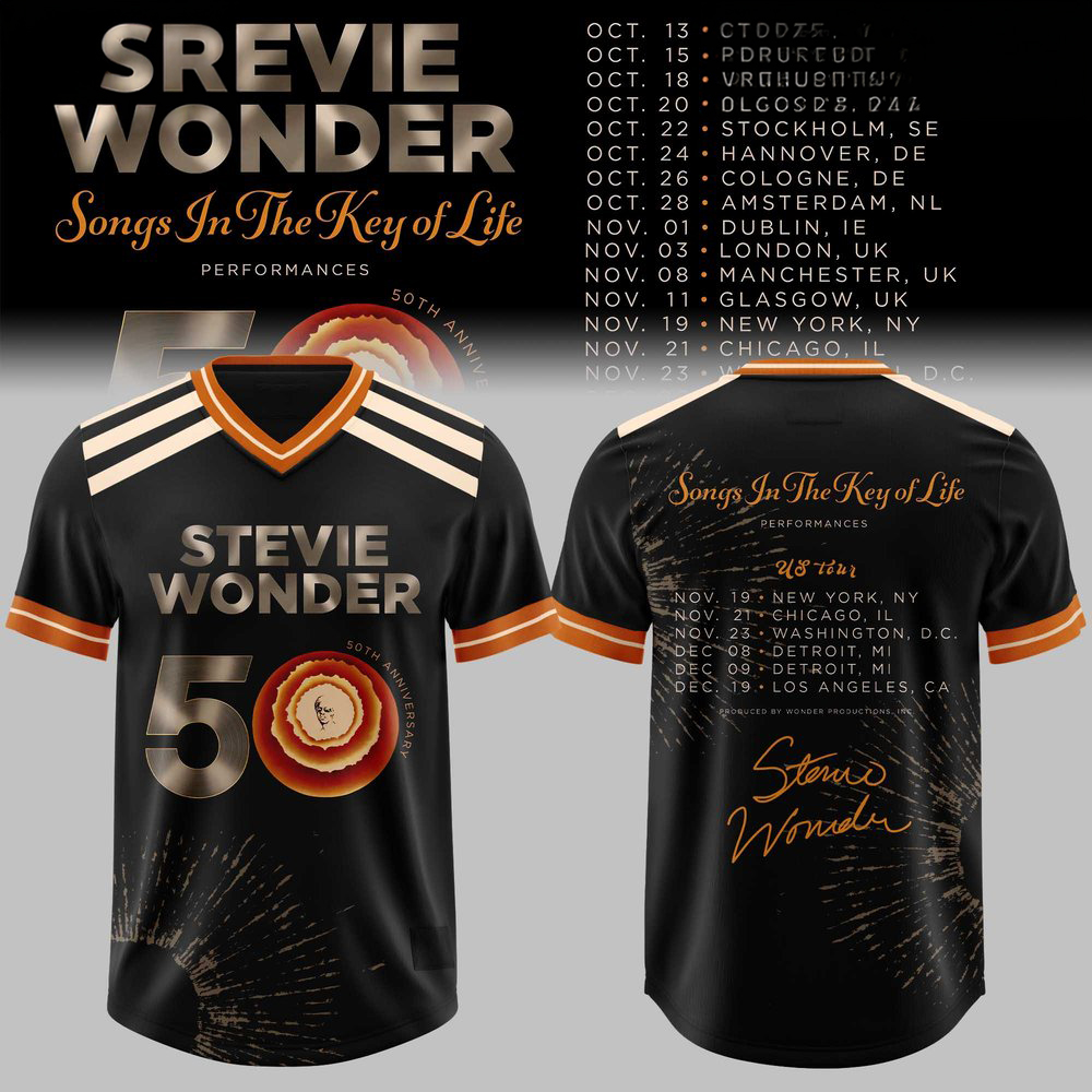 Stevie Wonder Songs In The Key Of Life 50th Anniversary US Tour Gold Record Football Jersey 1 - Unicasport Stevie Wonder Songs In The Key Of Life 50th Anniversary US Tour Gold Record Football Jersey