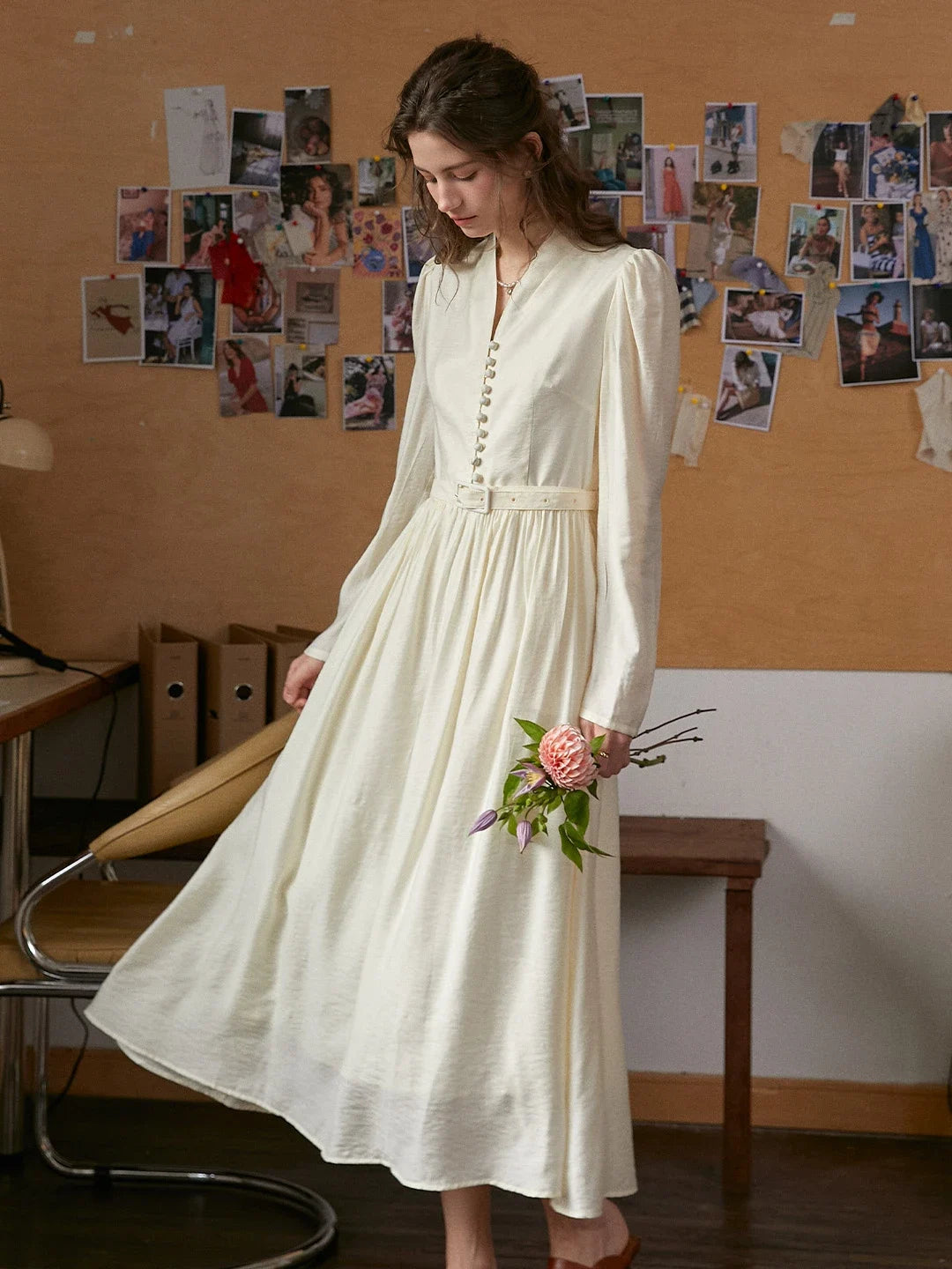 Susurrus Good Stylists Off-White V-Neck Button Down Puff Sleeve Long Gown