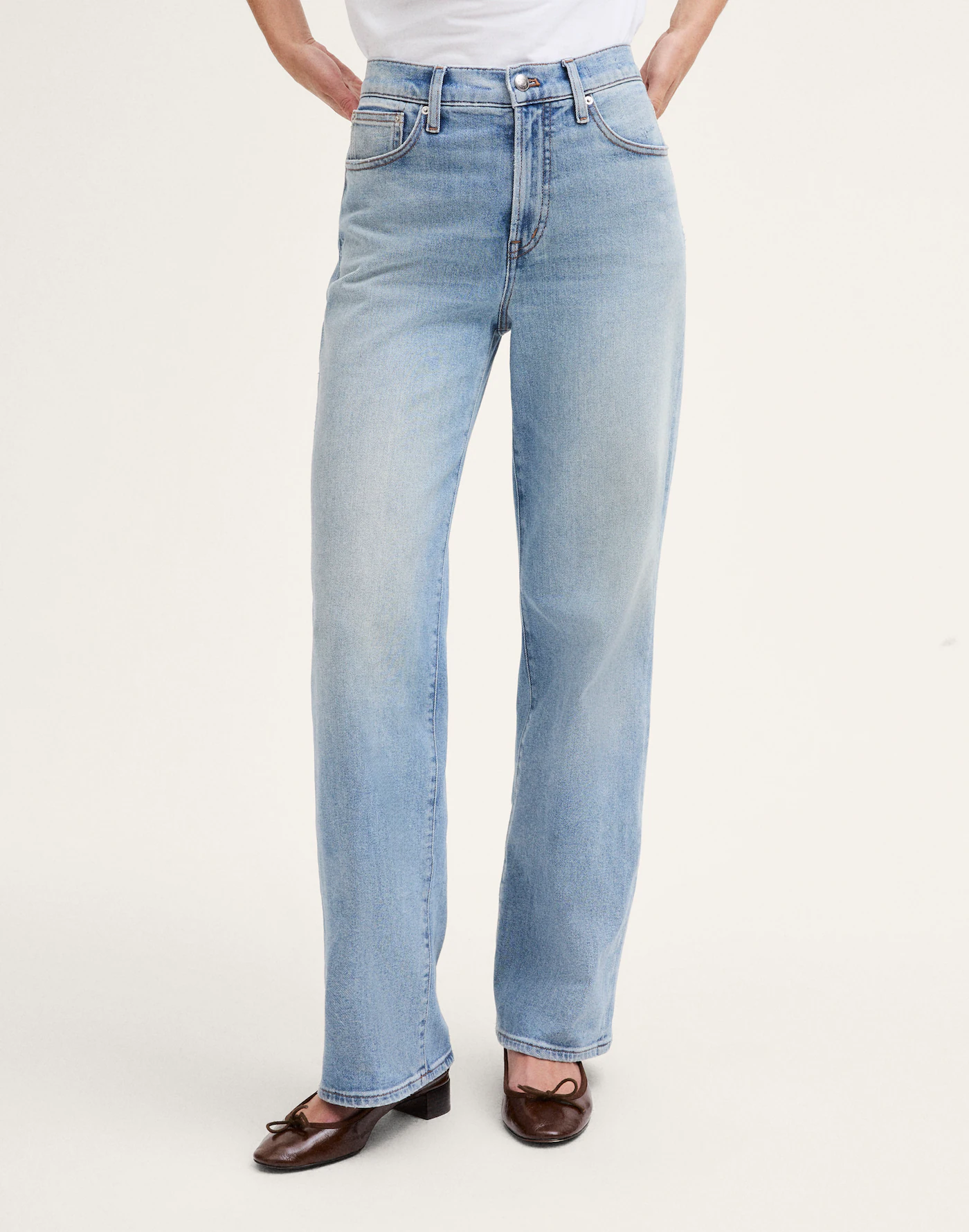 Teeyoulove light blue high rise straight leg jeans with faded wash side view