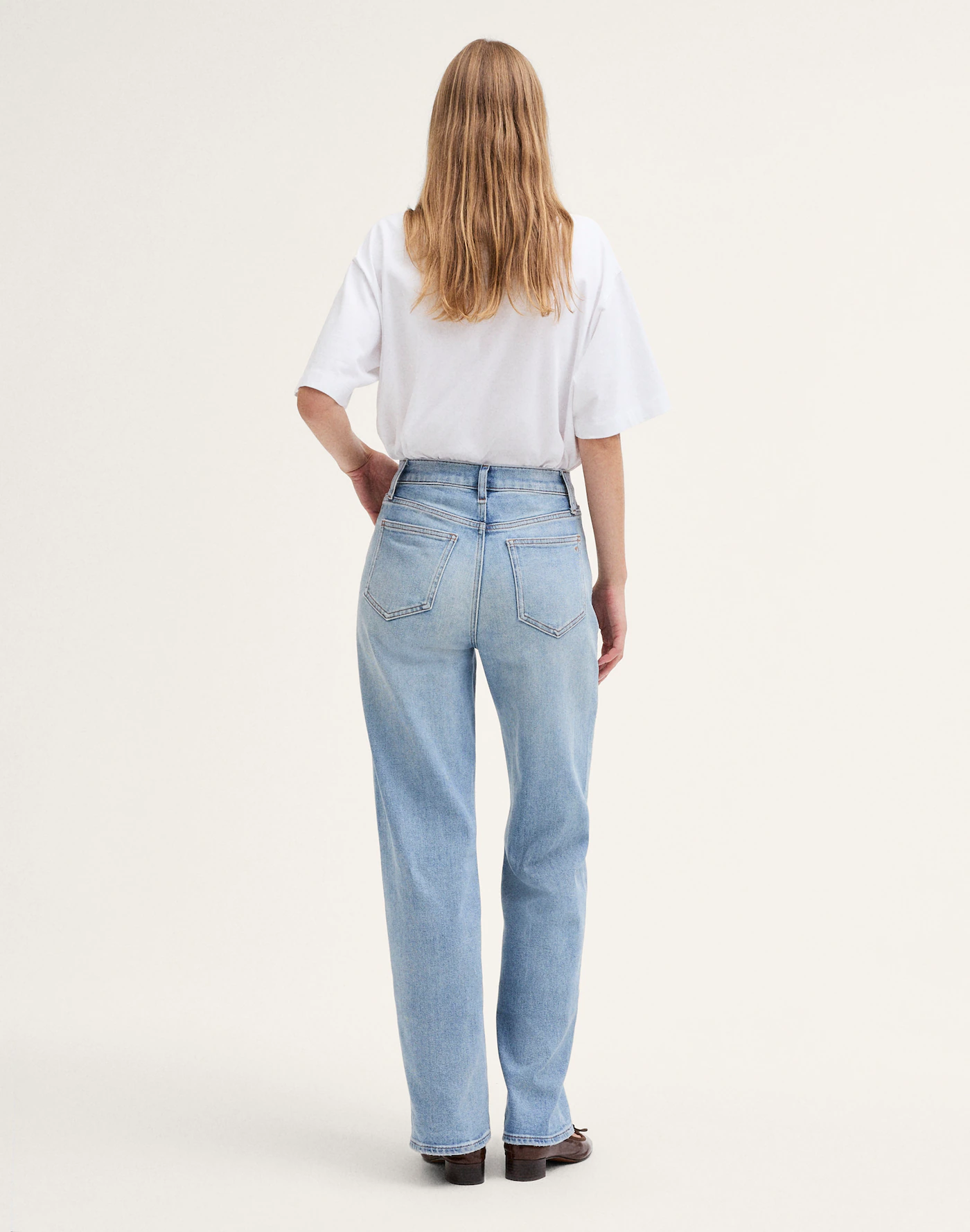 Teeyoulove light blue high rise straight leg jeans with faded wash back view