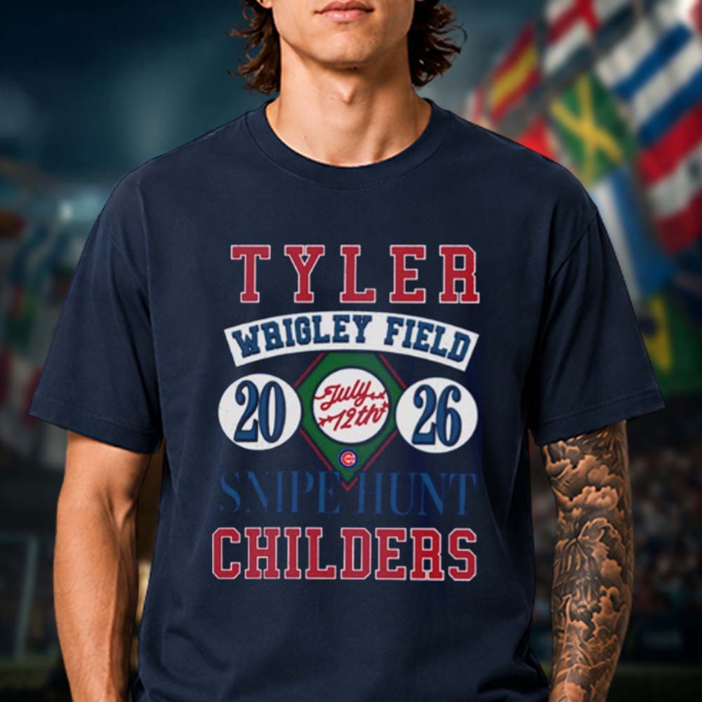 Tyler Childers Chicago IL Live Event T Shirt from Wrigley Field In Chicago IL On July 12 2026 Navy Unisex T Shirt