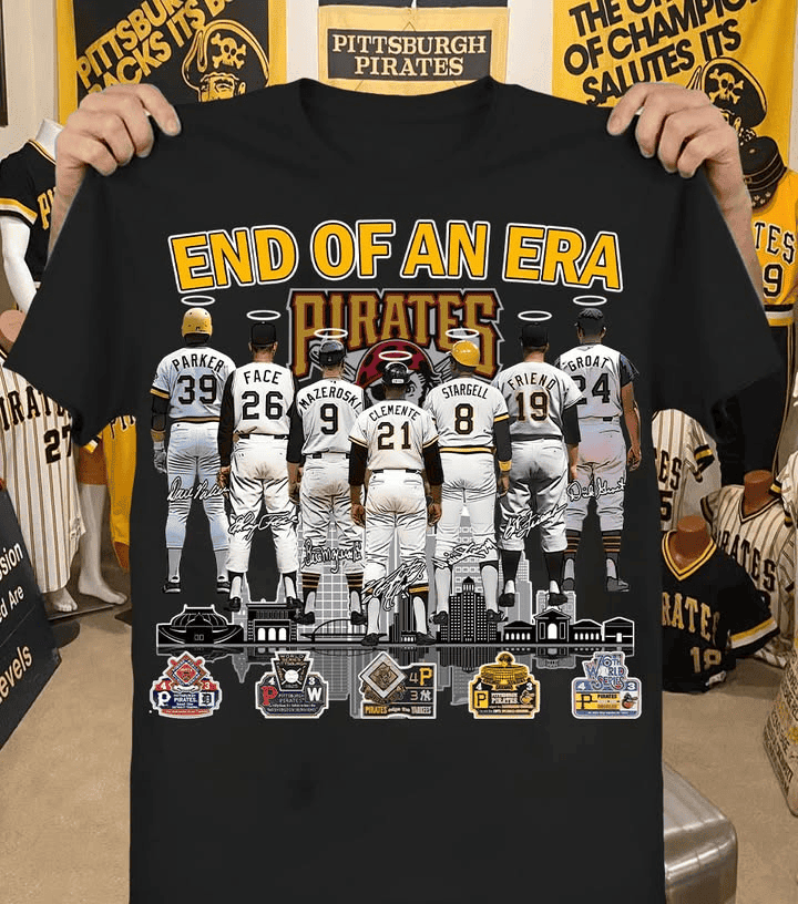 Yes I’M Old But I Saw Pittsburgh Pirates Greatness Signatures Players Shirt Gifts For Fans